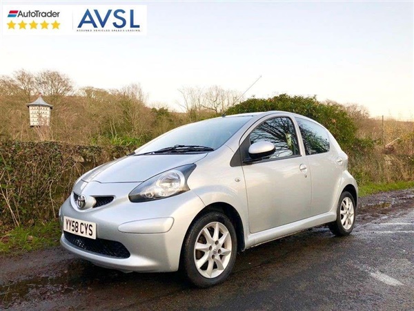 Toyota Aygo 1.0 VVT-i Platinum Hatchback 5dr Petrol Manual