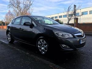Vauxhall Astra  in West Molesey | Friday-Ad