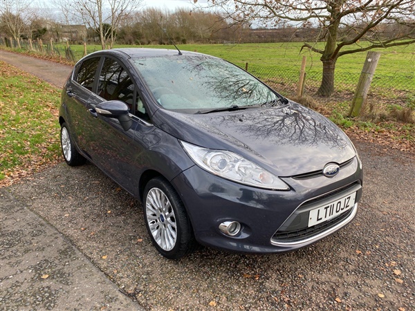 Ford Fiesta 1.4 Titanium 5dr Auto