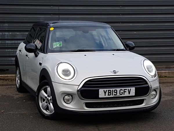 Mini Hatch 1.5 Cooper Classic II 5dr