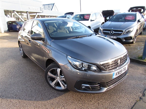 Peugeot  PureTech 130 Allure 5dr EAT8 Auto