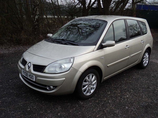 Renault Grand Scenic 1.6 VVT Dynamique 5dr