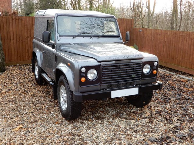  Land Rover Defender 90 County Hard Top