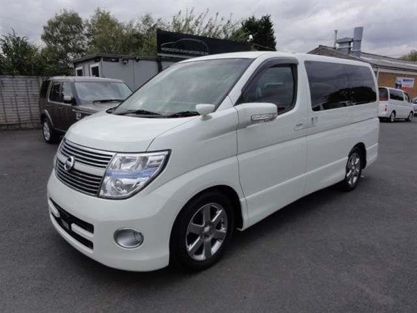 Nissan Elgrand HIGHWAY STAR RED LEATHER EDITION Auto