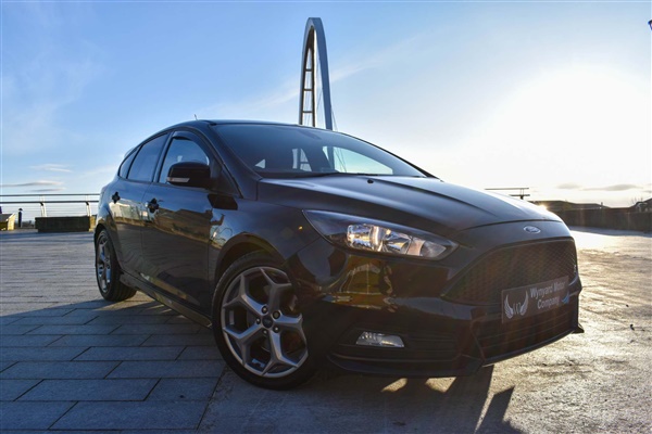 Ford Focus 2.0 TDCi ST-1 (s/s) 5dr