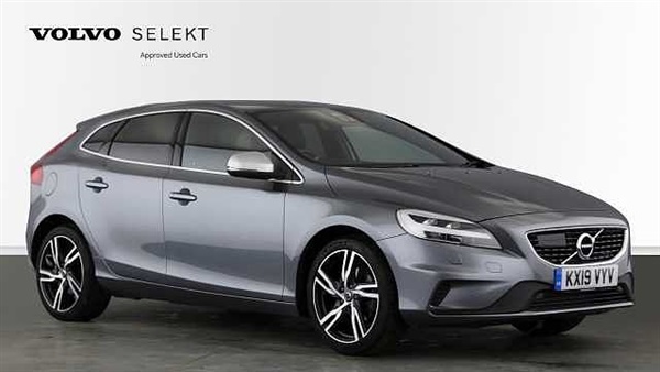 Volvo V40 (Full Leather, Cruise Control)
