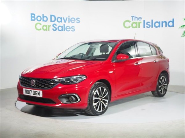 Fiat Tipo 1.4 LOUNGE 5d 94 BHP