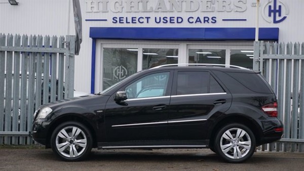 Mercedes-Benz M Class 3.0 ML350 CDI BLUEEFFICIENCY SPORT 5d