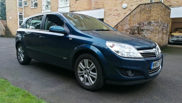 VAUXHALL ASTRA 1.8 DESIGN AUTOMATIC LOW MILEAGE