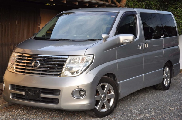 Nissan Elgrand HIGHWAY STAR S/ROOFS CURTAINS LEATHER Auto