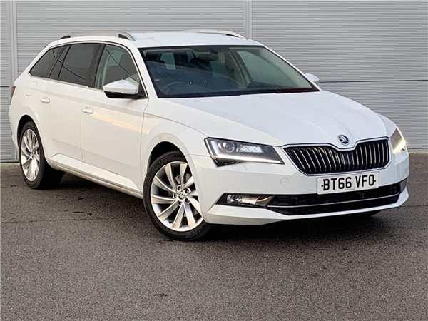 Skoda Superb 2.0 TSI SE L Executive 5dr DSG Auto