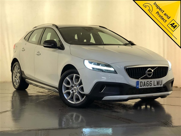 Volvo V D4 Pro Cross Country (s/s) 5dr