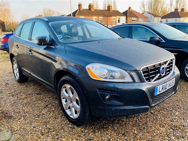 Volvo XC60 Xc60 D5 Se Lux Awd 2.4 5dr SUV Automatic Diesel