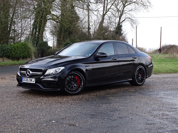 Mercedes-Benz C Class 4.0 C63 V8 BiTurbo AMG S (Premium)