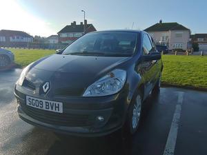 Renault Clio  - Ideal First Car, PSH, £ O.N.O in