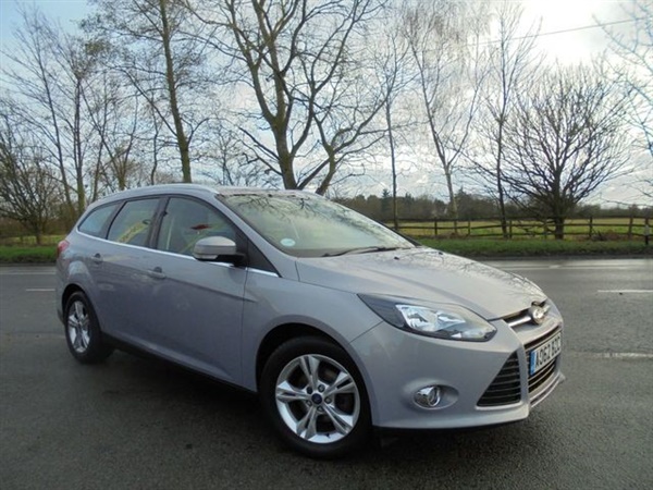 Ford Focus 1.6 ZETEC 5d 124 BHP Auto