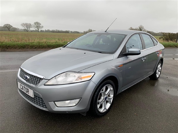 Ford Mondeo 2.0 PETROL Titanium