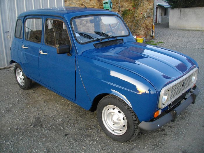 Renault - 4l - 