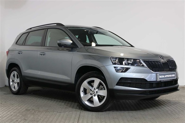 Skoda Karoq SE 1.5 TSI 150 PS DSG Auto