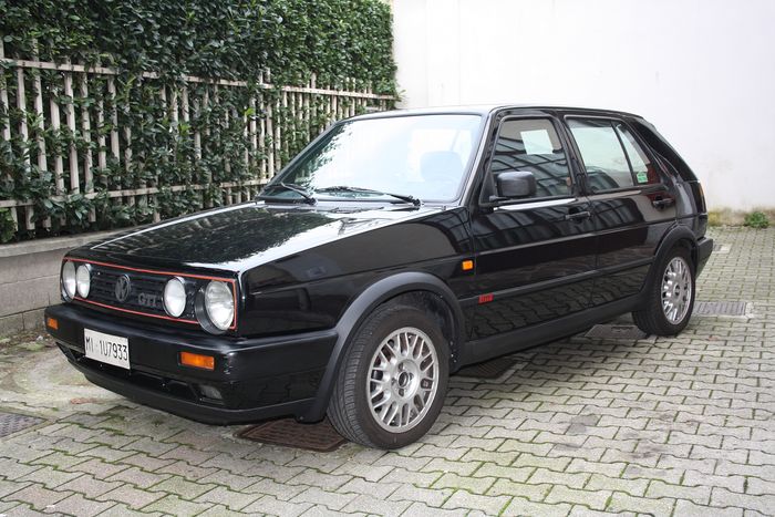 Volkswagen - GOLF GTI V 110 CV - 