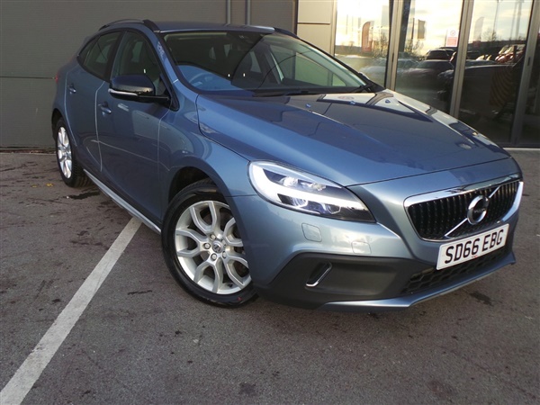 Volvo V40 T CROSS COUNTRY PRO 5DR