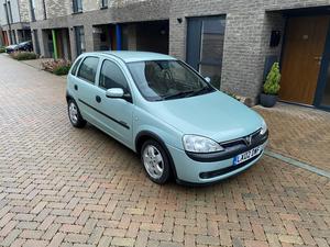 Corsa 1.2 New MOT Low mileage in Eastbourne | Friday-Ad