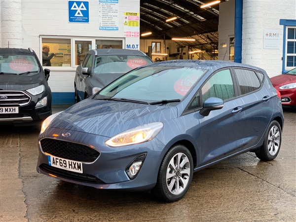 Ford Fiesta 1.1 Trend 5dr, UNDER 250 MILES, SEPT  FORD