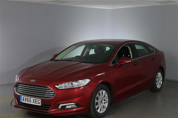 Ford Mondeo 2.0 TDCi Zetec (s/s) 5dr