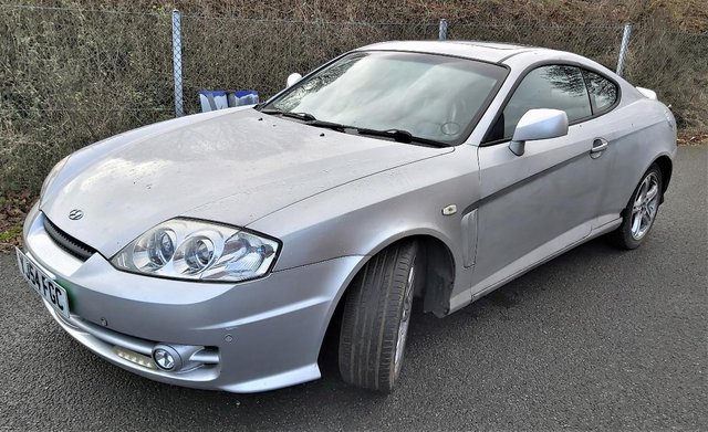 Hyundai Coupe V6 2.7 l Automatic  for repair or spares