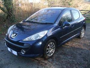 Peugeot . Low mileage in Arundel | Friday-Ad