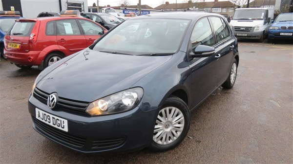 Volkswagen Golf 1.6 S 5dr