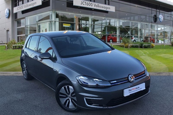 Volkswagen Golf 99kW e-Golf 35kWh 5dr Auto Automatic