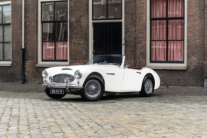 Austin Healey - |  BN