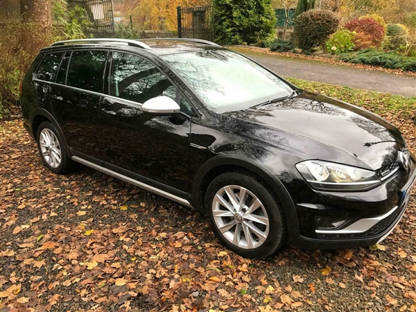 Volkswagen Golf 2.0 TDI dr DSG