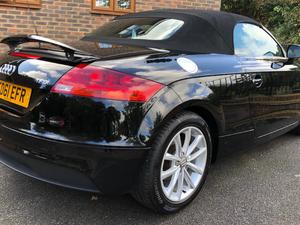 Audi TT convertible 1.8 Petrol in Battle | Friday-Ad