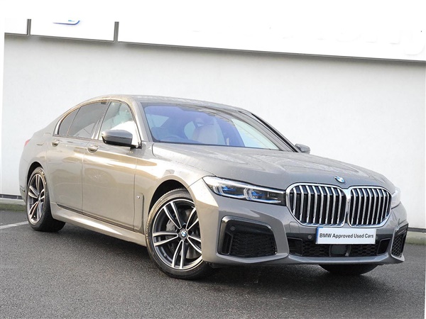 BMW 7 Series 740d xDrive M Sport Saloon Auto