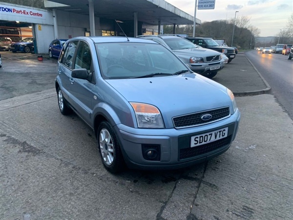 Ford Fusion 1.6 Zetec Climate 5dr Auto