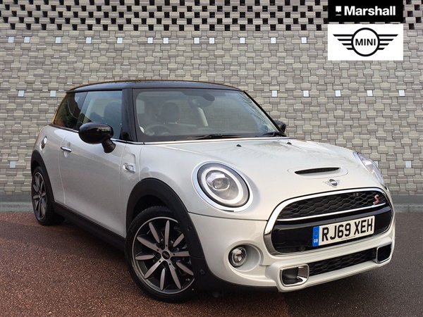 Mini Hatch 2.0 Cooper S Exclusive II 3dr Auto