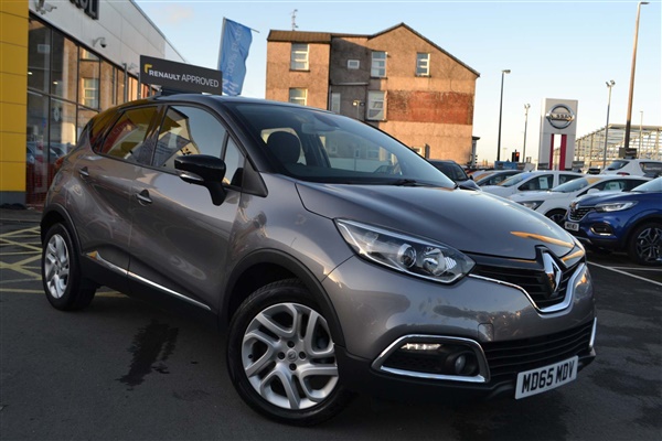 Renault Captur 0.9 TCe ENERGY Dynamique Nav SUV 5dr Petrol