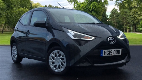 Toyota Aygo 1.0 VVT-i X-Play 5dr x-shift