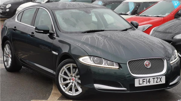 Jaguar XF 3.0d V6 Premium Luxury 4dr Auto [Start Stop]