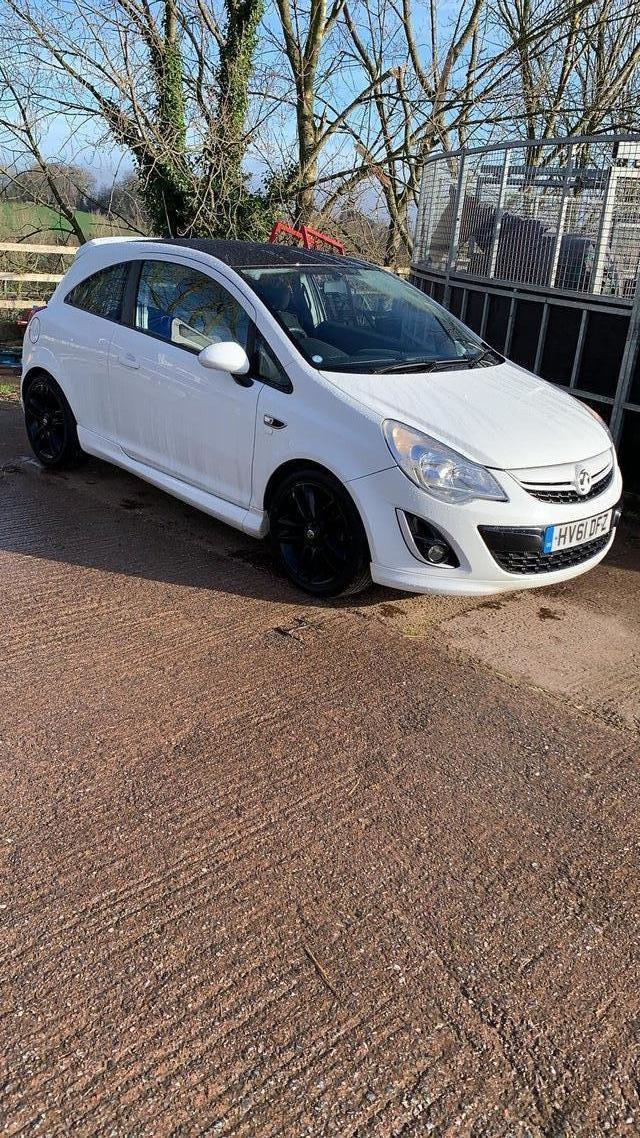 Corsa Ltd Edition White £ tax Lovely condition