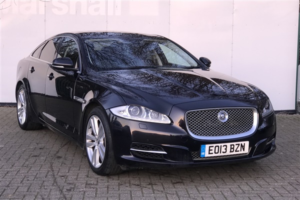 Jaguar XJ Series 3.0d V6 Premium Luxury 4dr Auto [8]