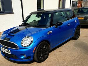 Mini Cooper S R56, N in Worthing | Friday-Ad