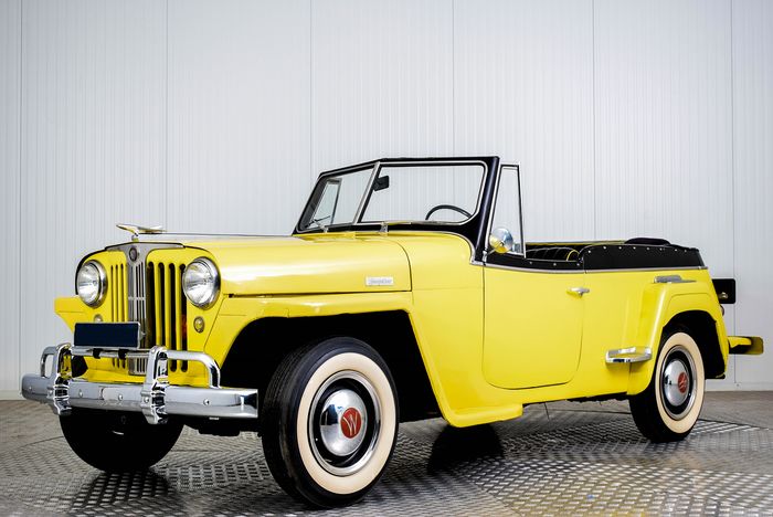 Willys - Jeep Jeepster - 