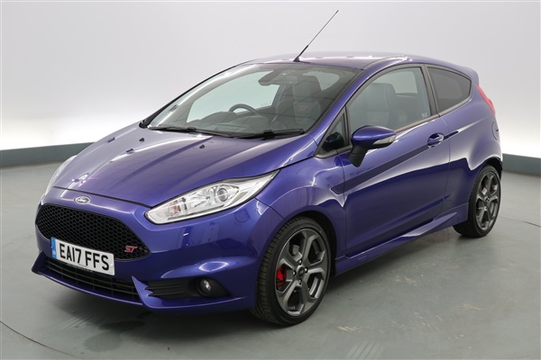Ford Fiesta 1.6 EcoBoost ST-3 3dr - HEATED SEATS - BLUETOOTH