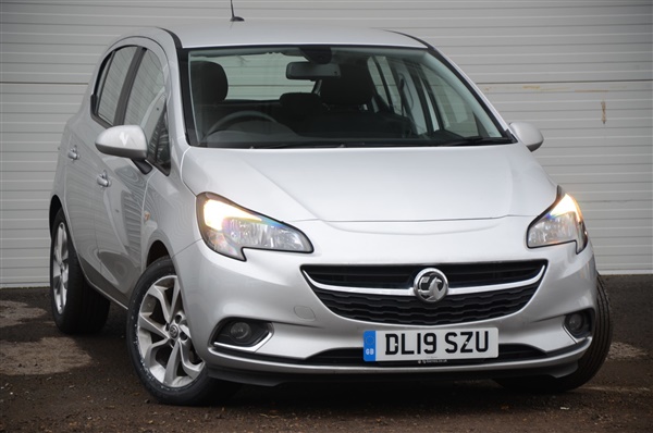 Vauxhall Corsa Vauxhall Corsa Hatchback 1.4 SRi Nav 5dr