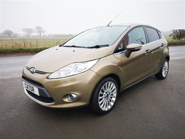 Ford Fiesta 1.4 PETROL Titanium