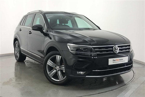 Volkswagen Tiguan Tiguan SEL 2.0 TDI 2WD 150PS 7-Speed DSG 5