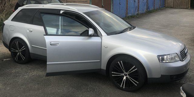 Audi Estate A4, (03 plate) - MOT'D